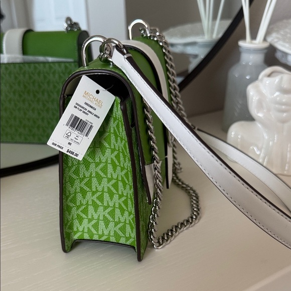 Michael Kors Vibrant Green and White Crossbody Bag - Picture 2 of 5